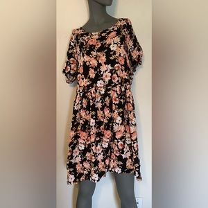 Forever 21 Plus Short Floral Dress Keyhole Back Size 2X